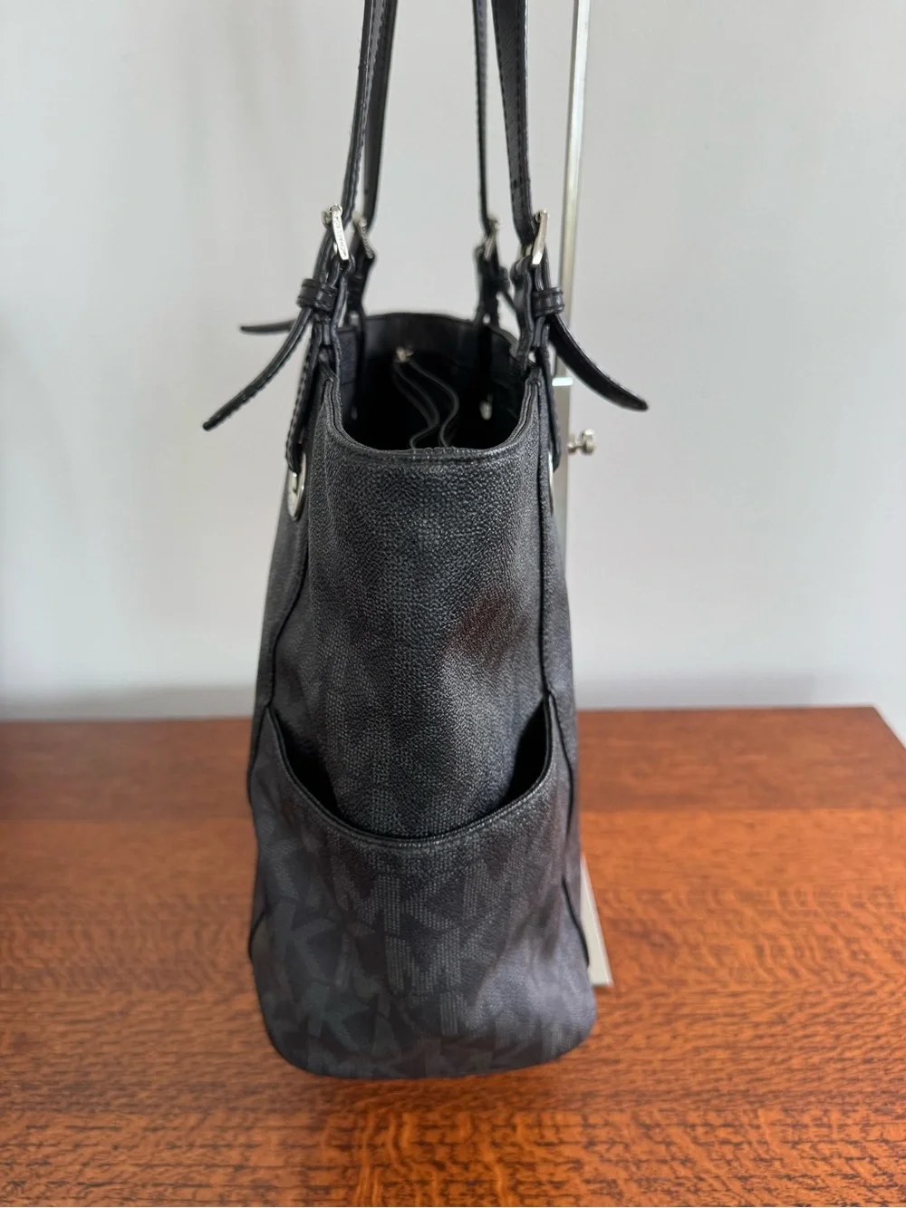 MICHAEL Michael Kors Jet Set Travel Medium Logo Tote Bag